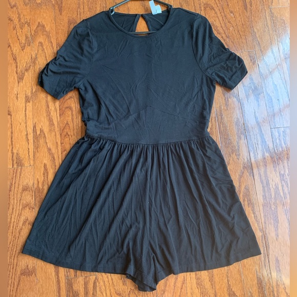 ASOS DESIGN jersey tea romper - Picture 2 of 6